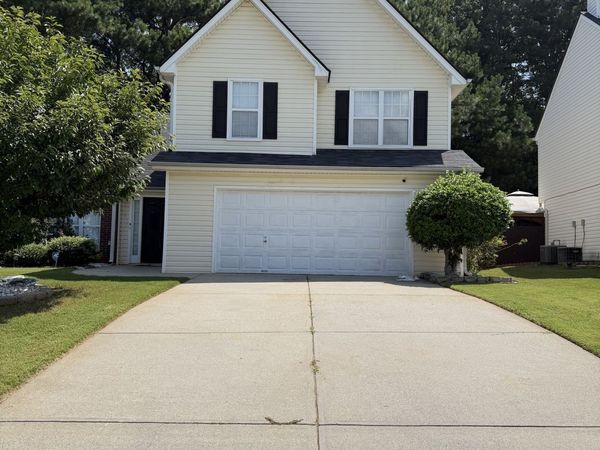 1055 Grace Drive, Lawrenceville, GA 30043