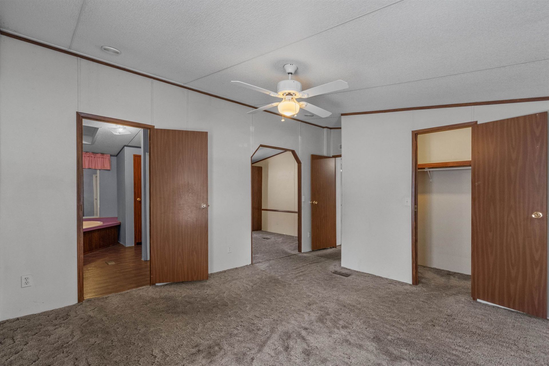 5074 Wesley Rd. Photo 31