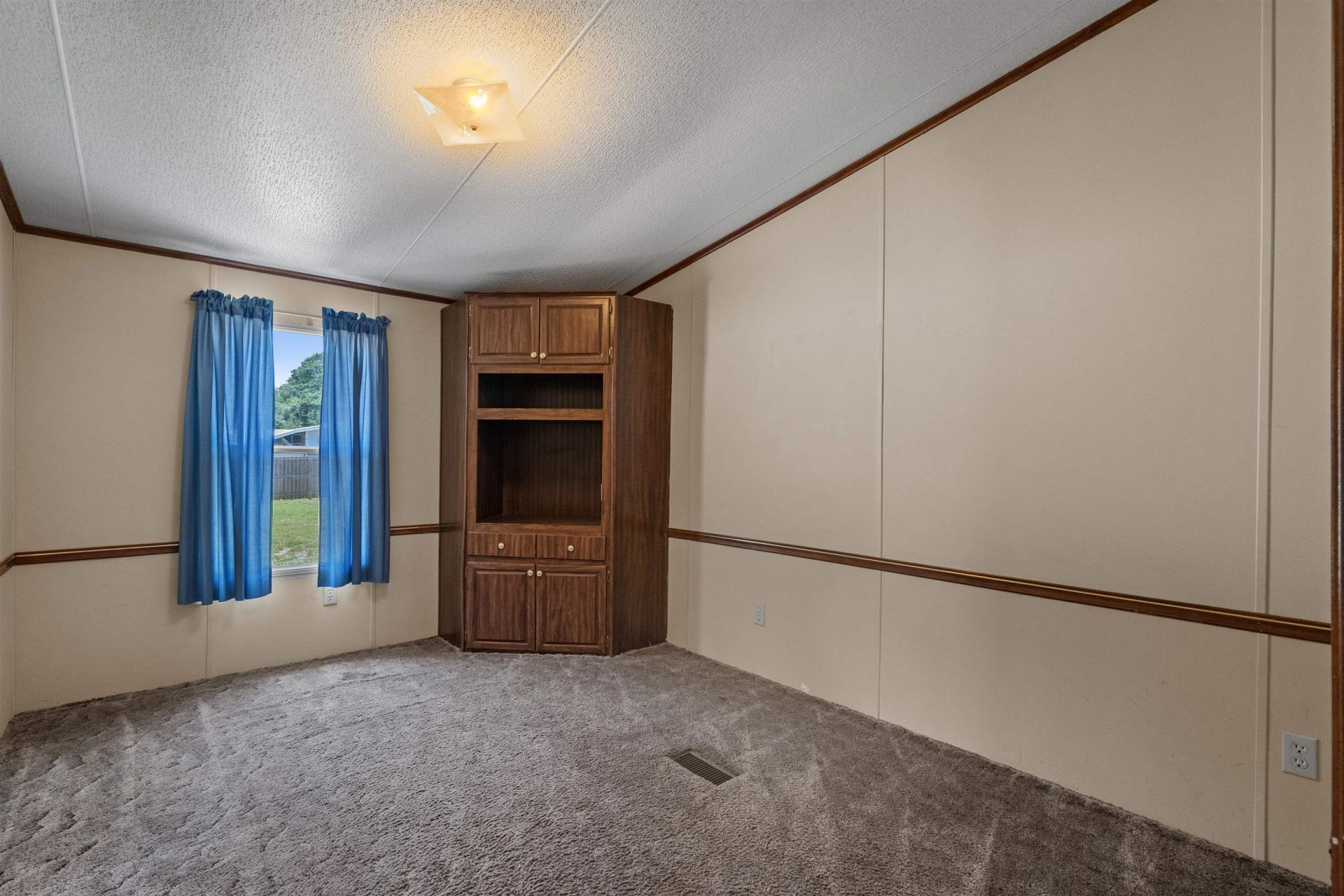 5074 Wesley Rd. Photo 34