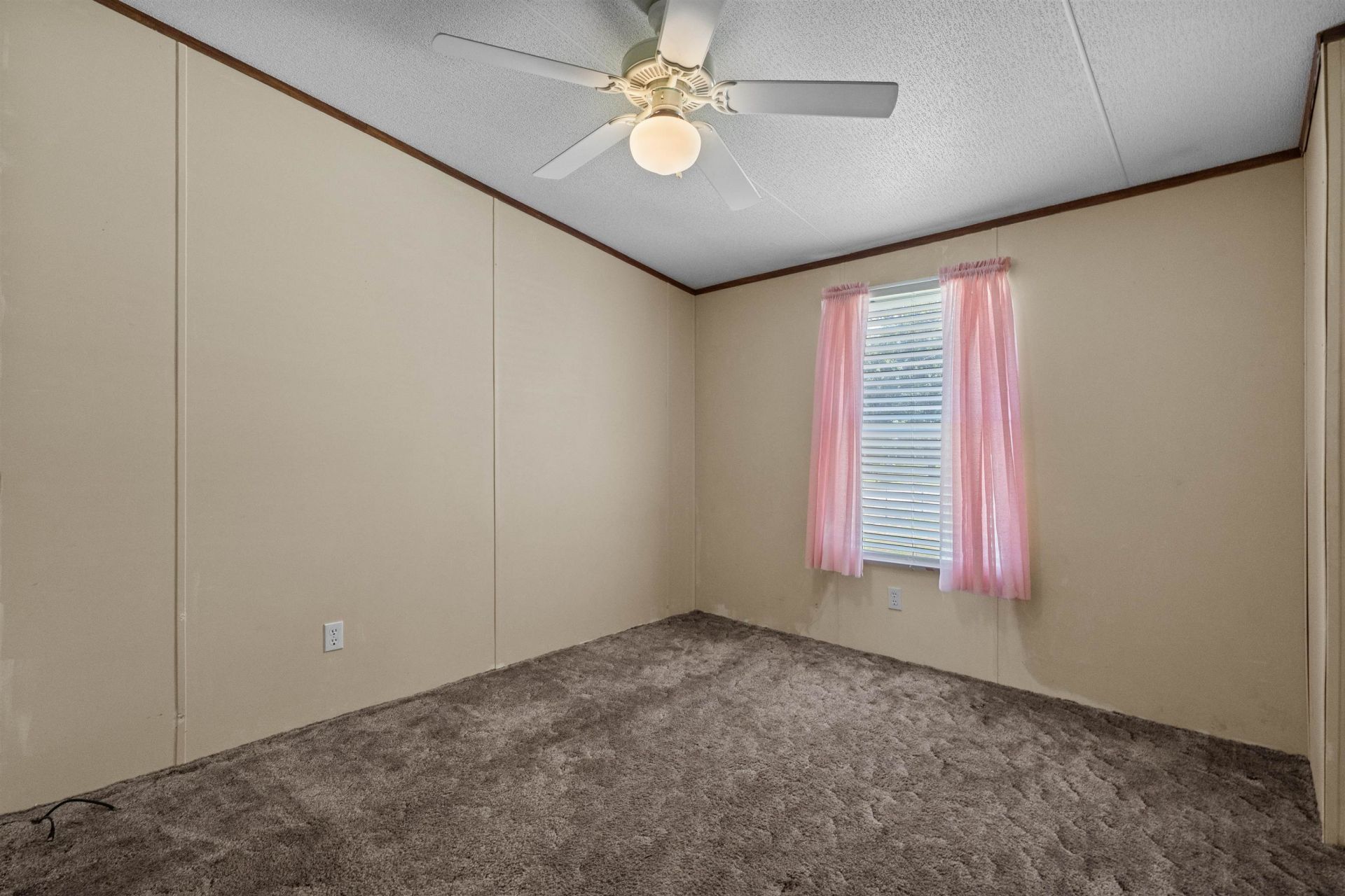 5074 Wesley Rd. Photo 35