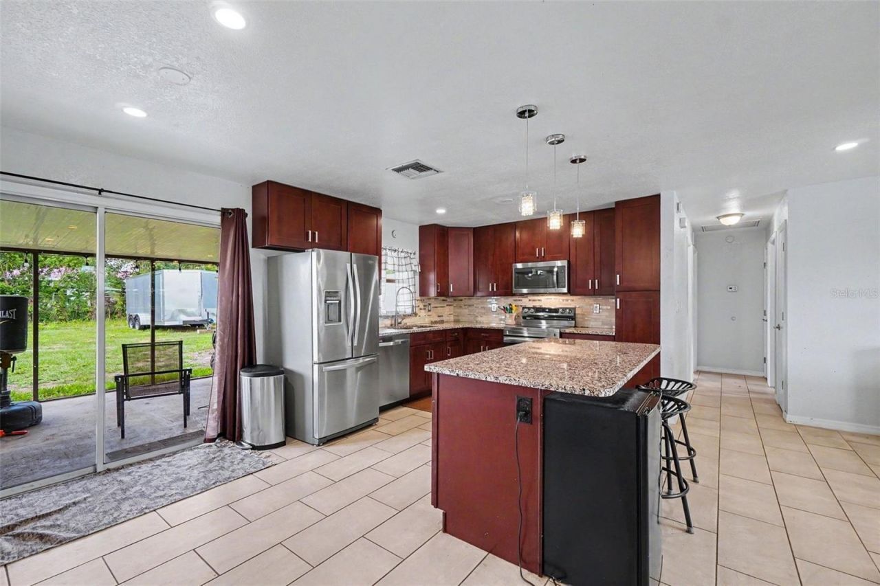3321 Dauphine Street , Sebring, FL 33872 Photo