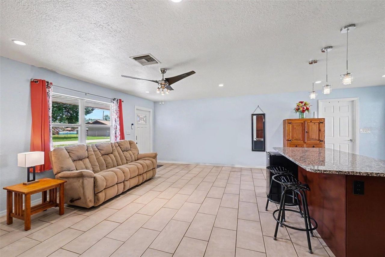 3321 Dauphine Street , Sebring, FL 33872 Photo