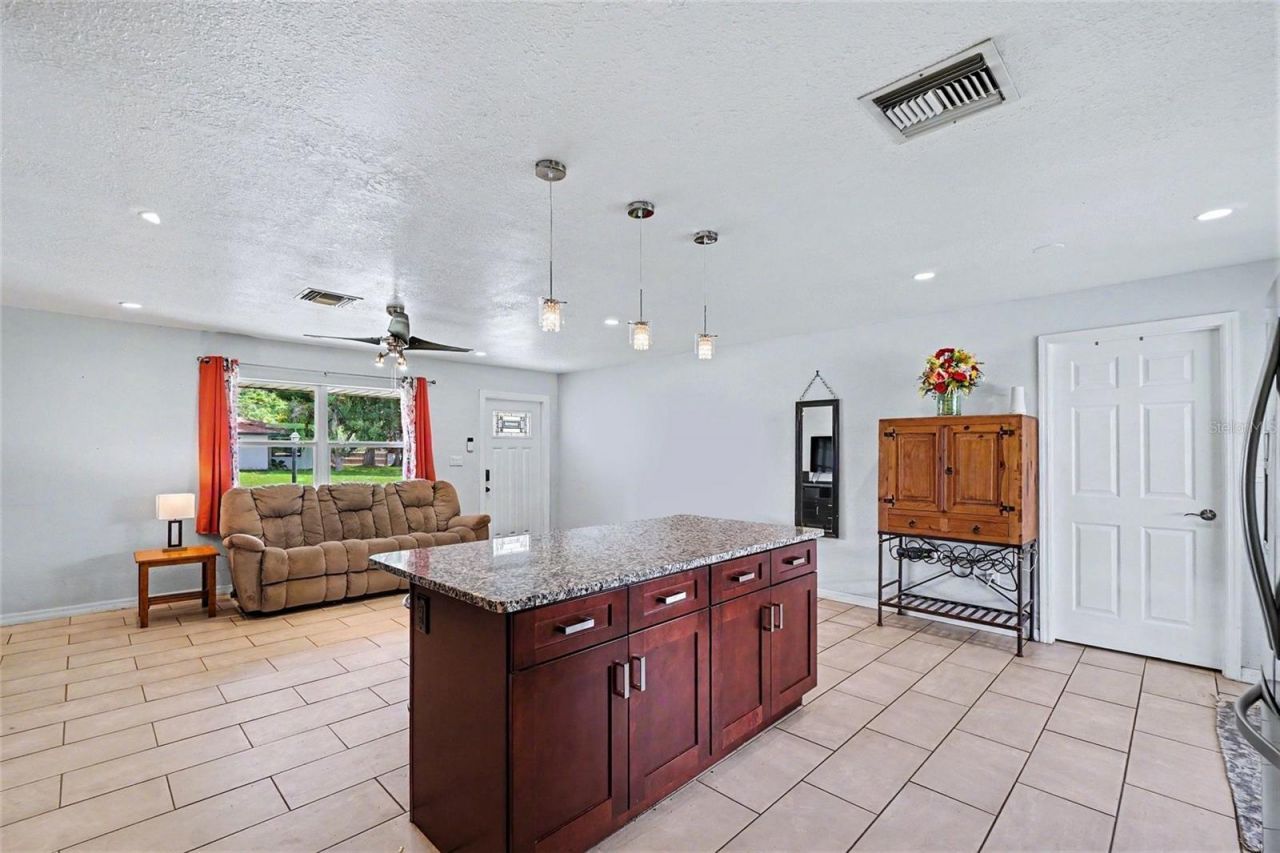 3321 Dauphine Street , Sebring, FL 33872 Photo