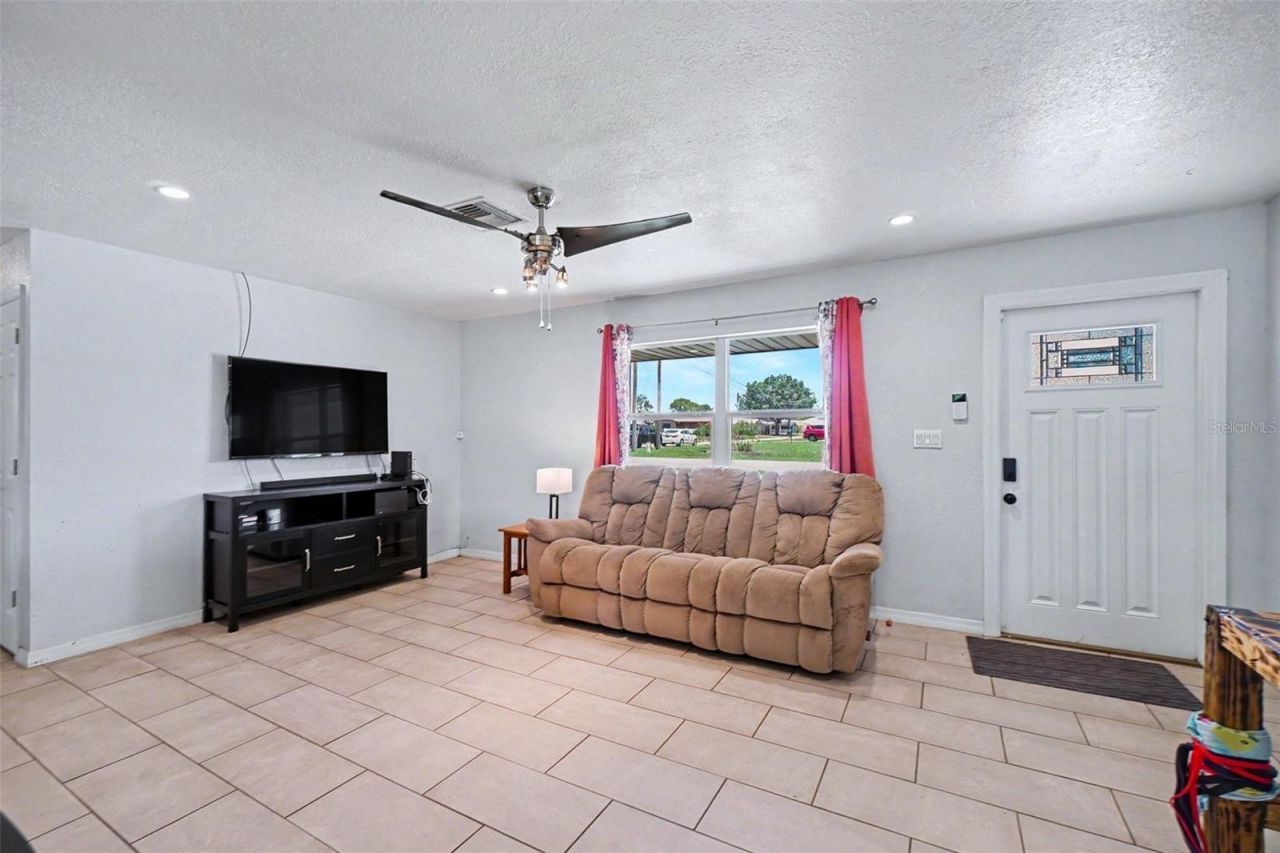 3321 Dauphine Street , Sebring, FL 33872 Photo