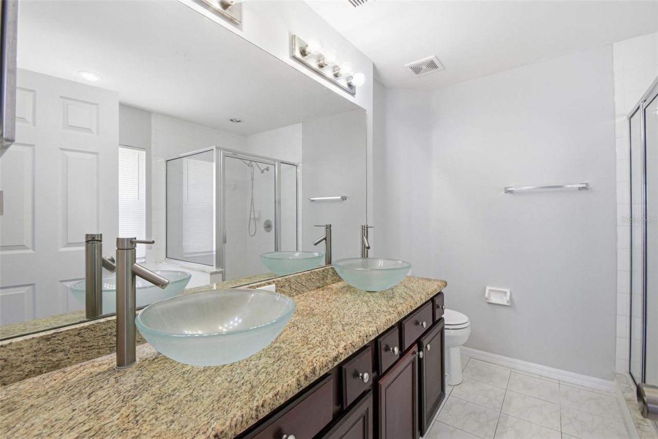 1708 Powder Ridge Drive , Valrico, FL 33594 Photo