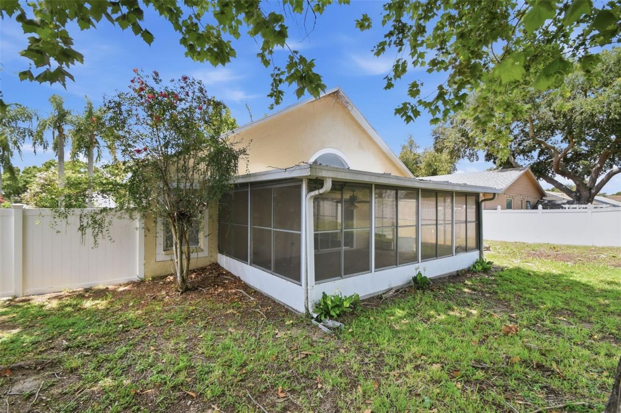 1708 Powder Ridge Drive , Valrico, FL 33594 Photo