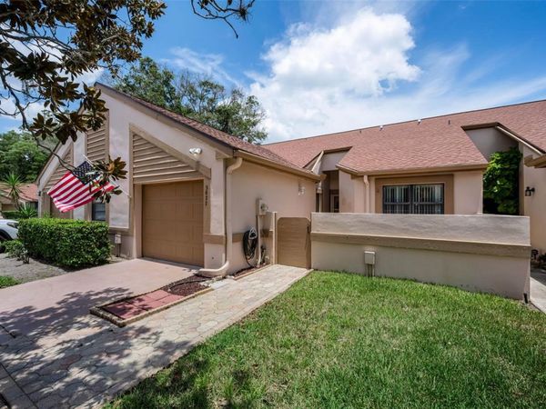 3477 HILLMOOR DRIVE, PALM HARBOR, FL 34685