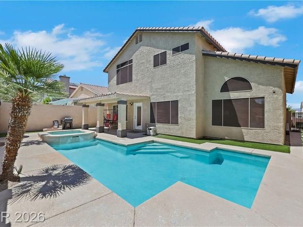 9229 Valador Avenue, Las Vegas, NV 89129