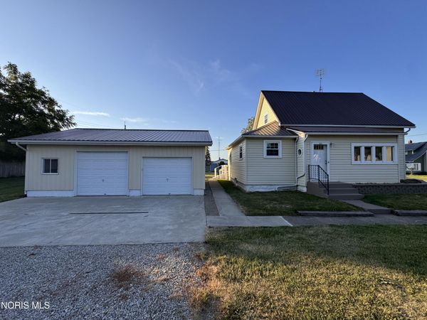 203 Pleasant Street , Edon, OH 43518