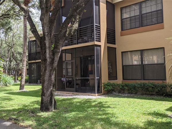 15509 N Miami Lakeway N , Unit 102, Miami Lakes, FL 33014