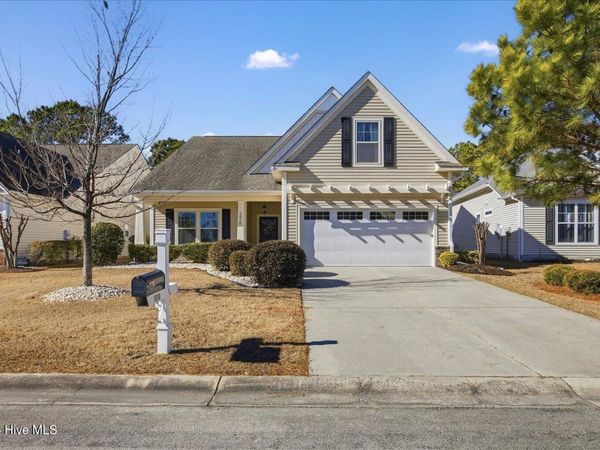 1014 Meadowlands Trail NW, Calabash, NC 28467