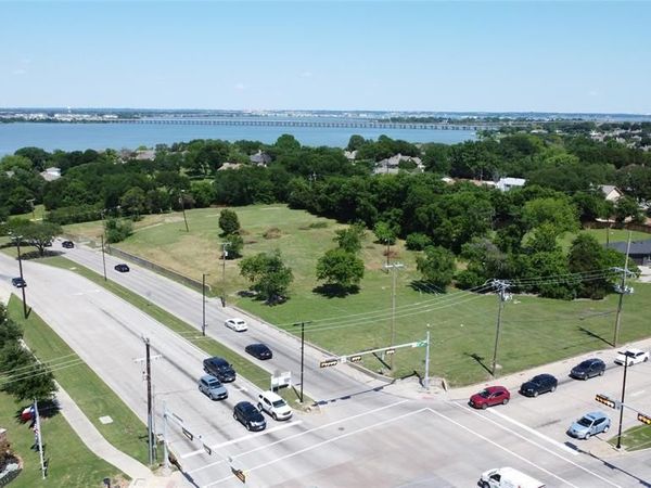 2214-2310 Rowlett Road, Garland, TX 75043