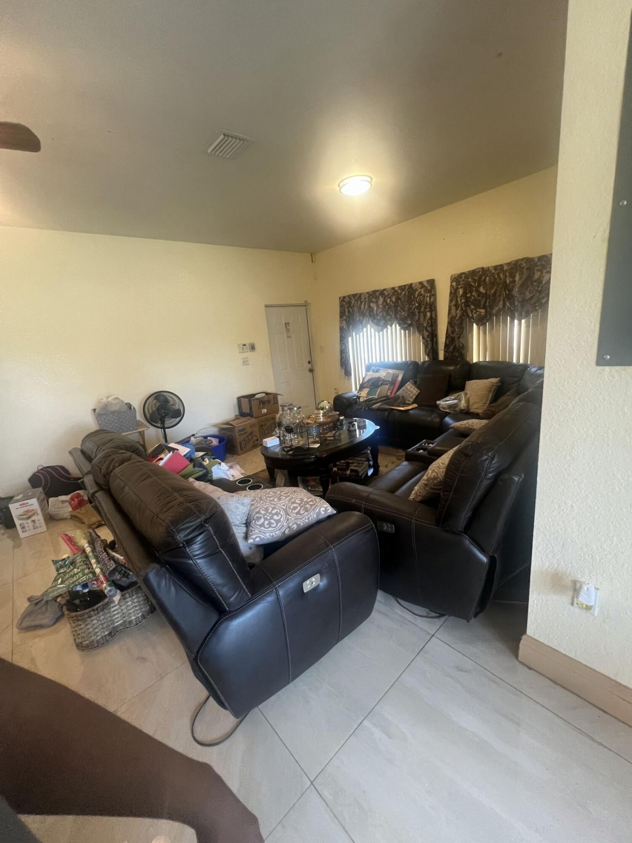 20700 NW 31st Avenue, Miami Gardens, FL 33056 Photo