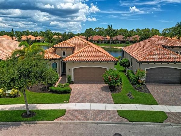 9292 Isla Bella CIR, BONITA SPRINGS, FL 34135