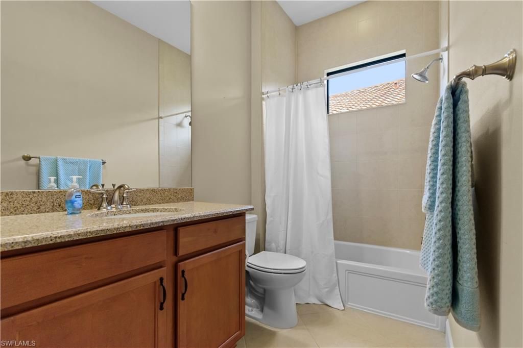 9292 Isla Bella Cir, Bonita Springs, FL 34135 Photo