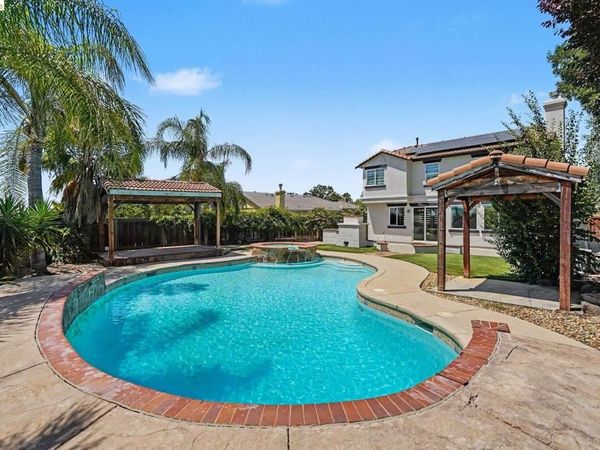 438 Montecito Dr, Brentwood, CA 94513