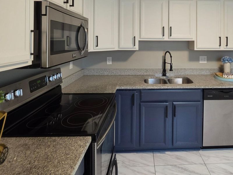 3137 Hillgate Road, Columbus, OH 43207 Photo 8