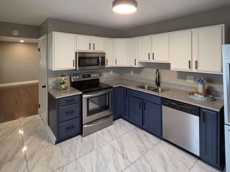 3137 Hillgate Road, Columbus, OH 43207 Photo 9
