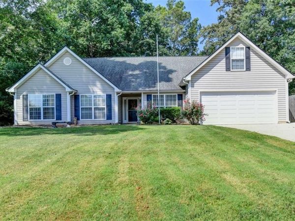 3143 Centurion Drive , Gainesville, GA 30506