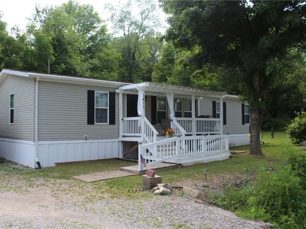1411 S Rt Eighty Eight Road, Greensboro, PA 15338
