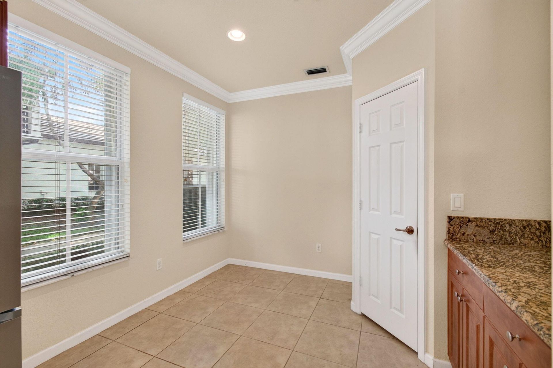 4651 Mimosa Terrace, Unit 1212, Coconut Creek, FL 33073 Photo