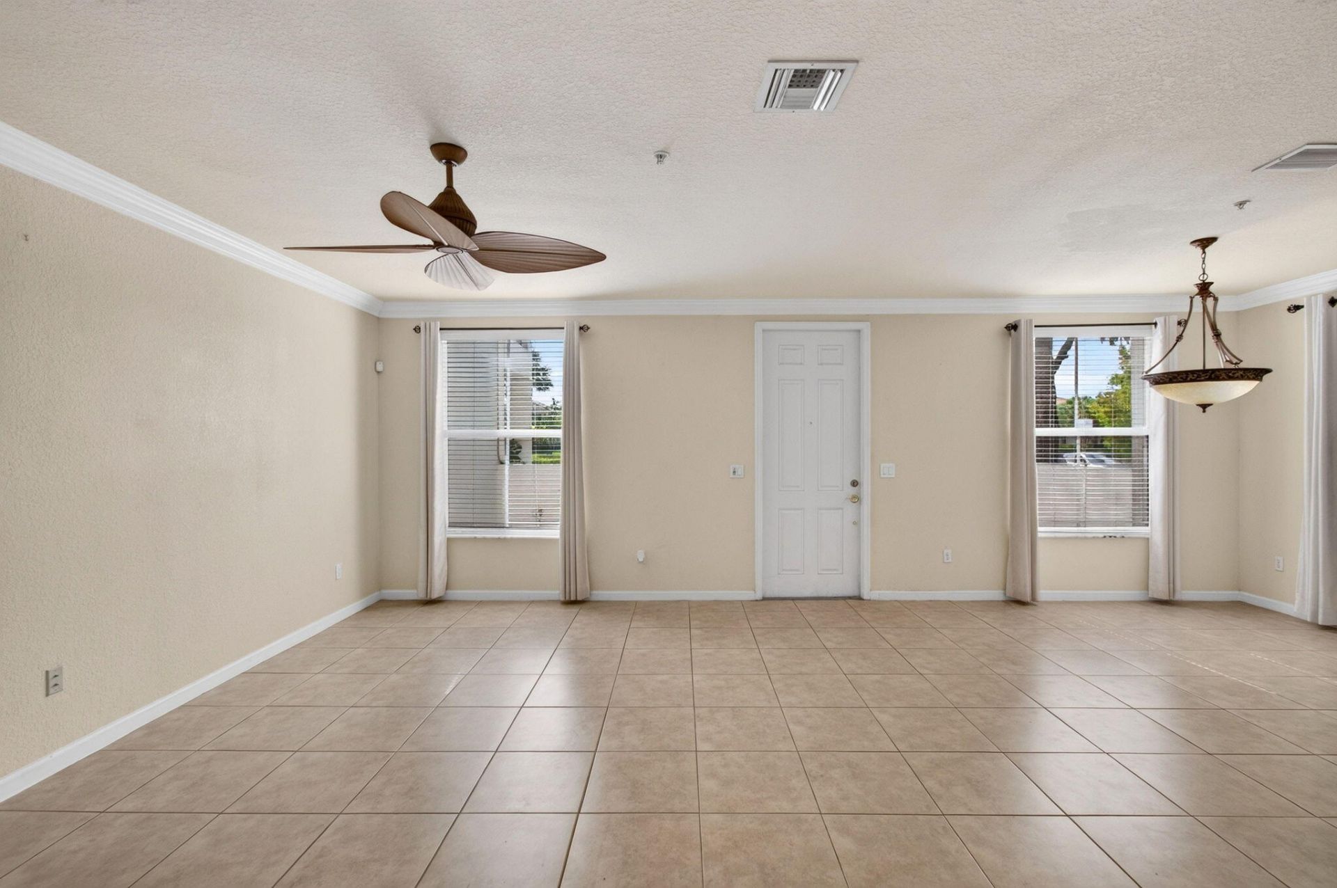 4651 Mimosa Terrace, Unit 1212, Coconut Creek, FL 33073 Photo