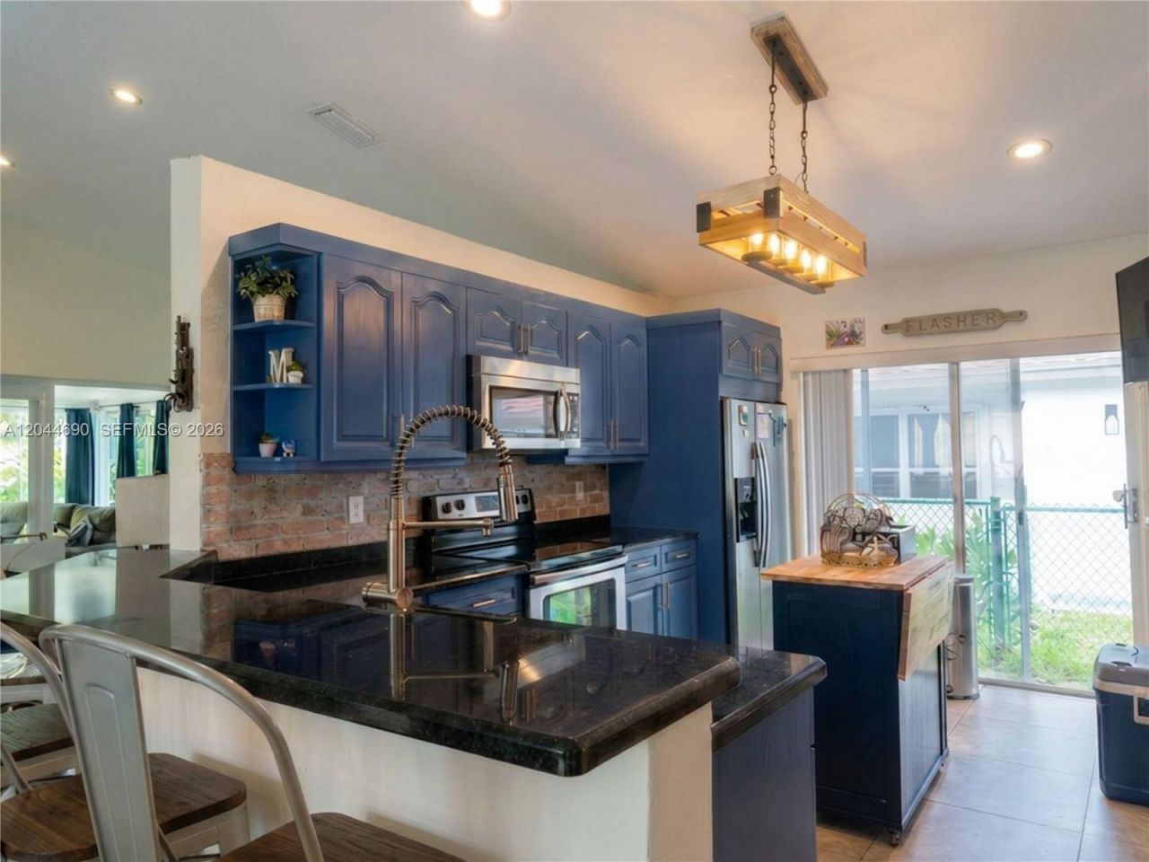 20776 NW 1st St , Pembroke Pines, FL 33029 Photo