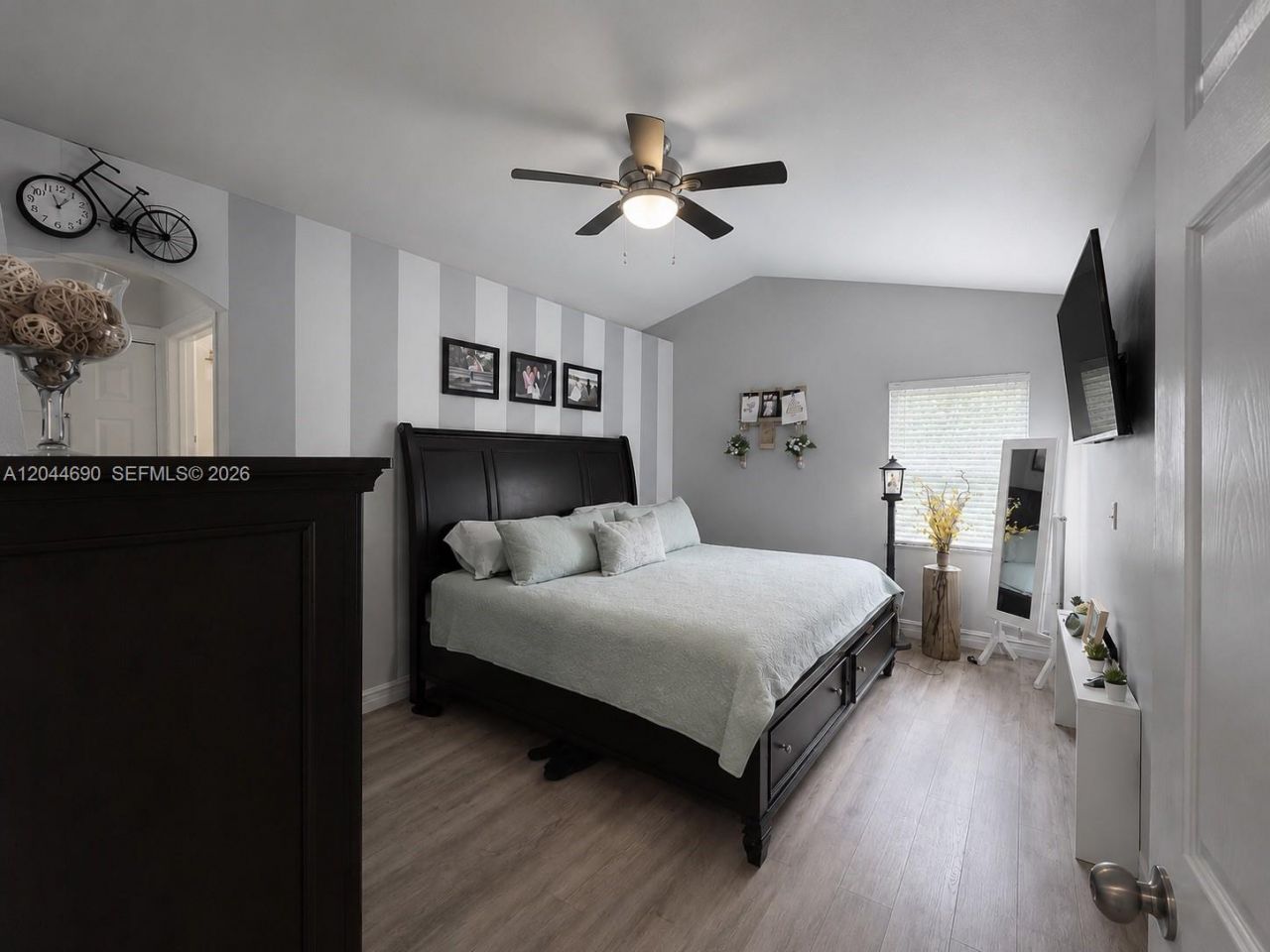 20776 NW 1st St , Pembroke Pines, FL 33029 Photo