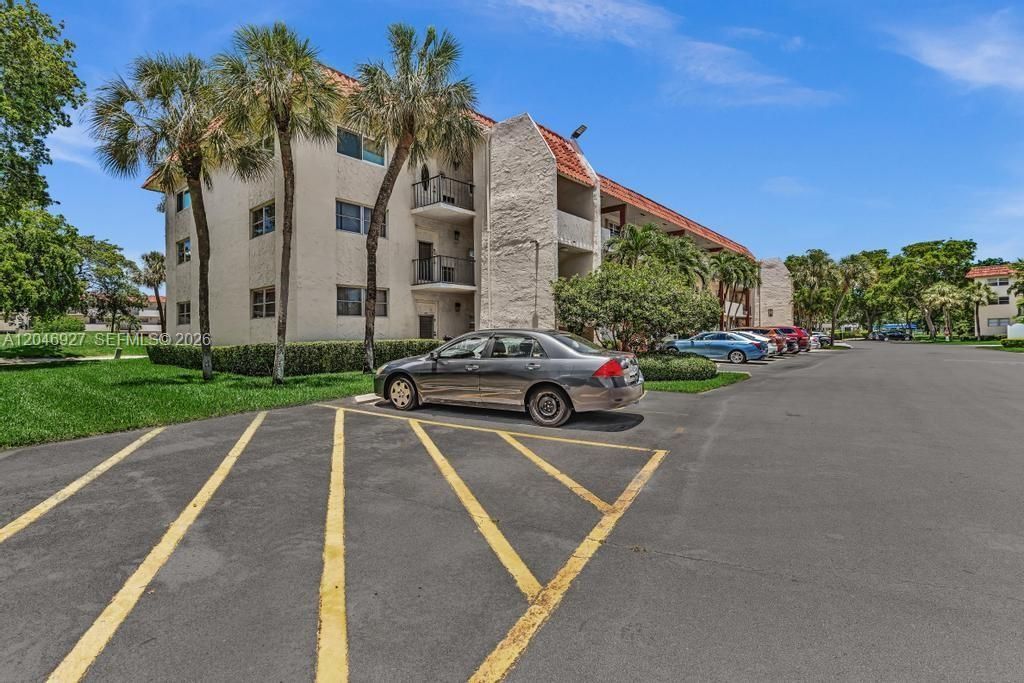 671 S Hollybrook Dr , Unit 209, Pembroke Pines, FL 33025 Photo