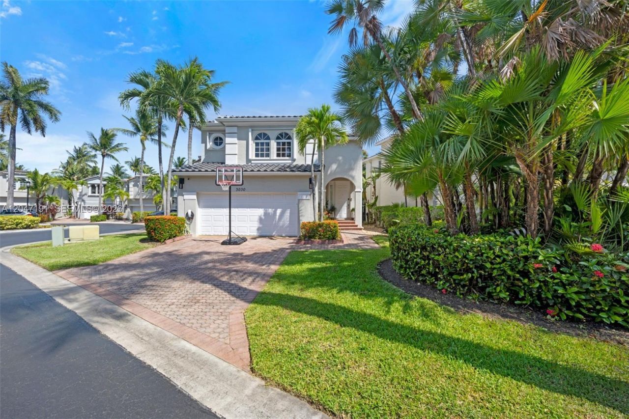 3030 NE 208th St , Aventura, FL 33180 Photo