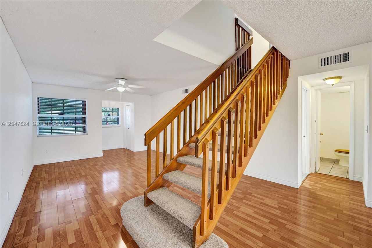 5028 SW 121st Ave, Cooper City, FL 33330 Photo