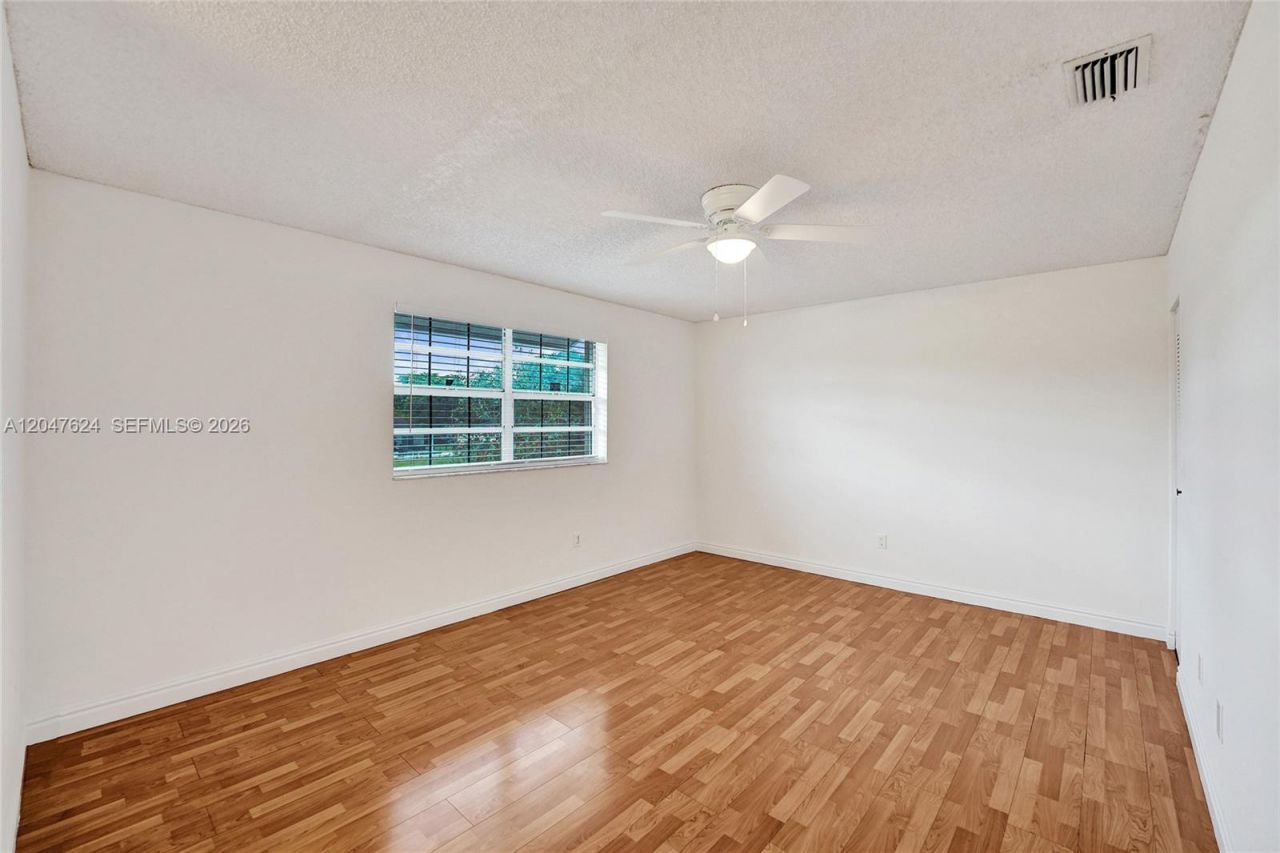 5028 SW 121st Ave, Cooper City, FL 33330 Photo