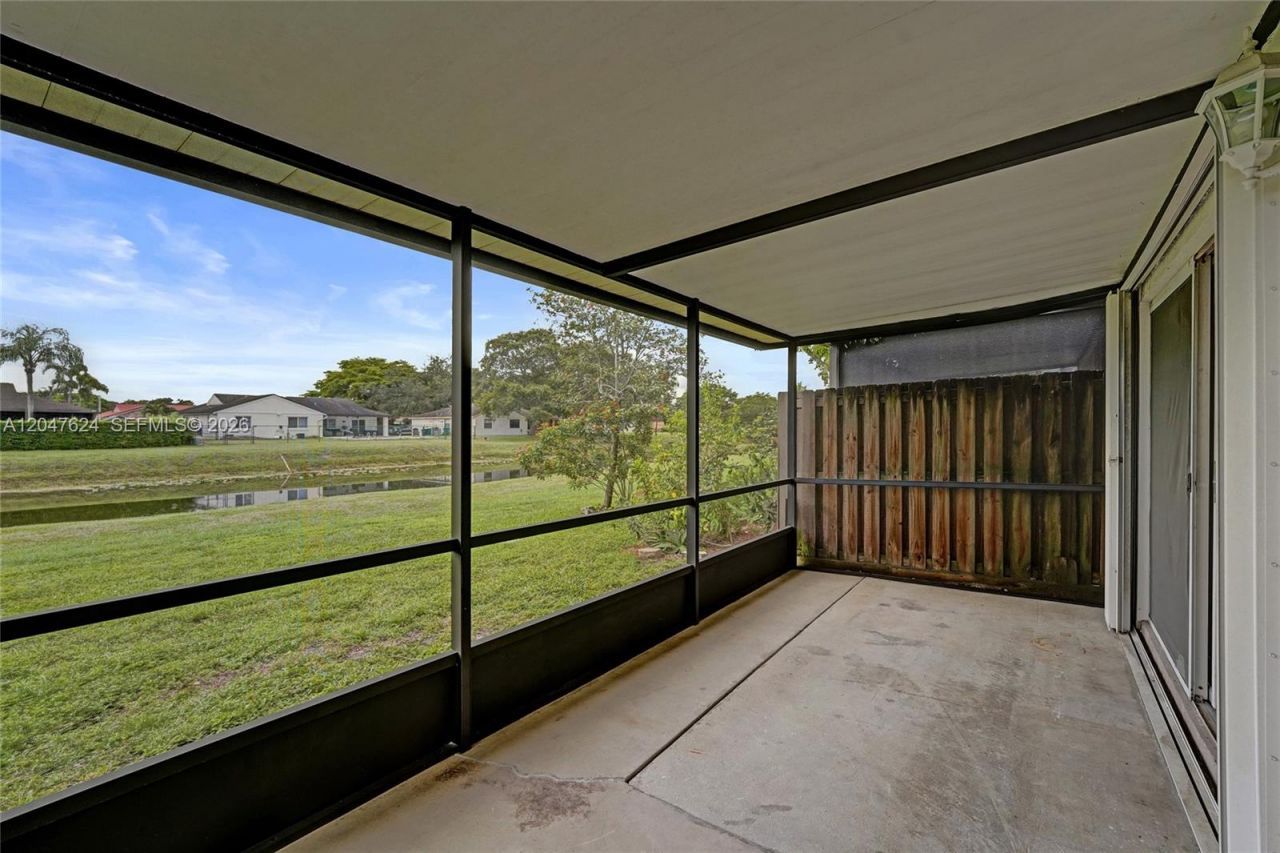 5028 SW 121st Ave, Cooper City, FL 33330 Photo