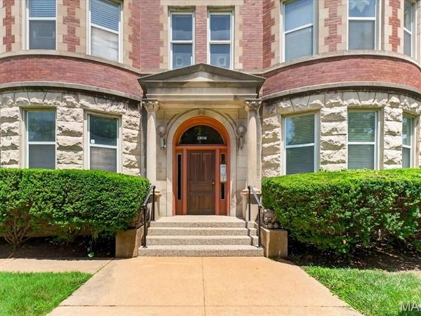 4317 Lindell Boulevard , Unit D, St Louis, MO 63108