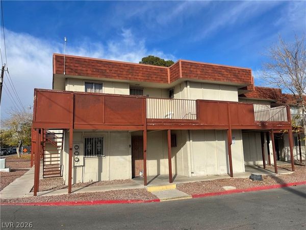 5422 Swenson Street, Unit 9, Las Vegas, NV 89119