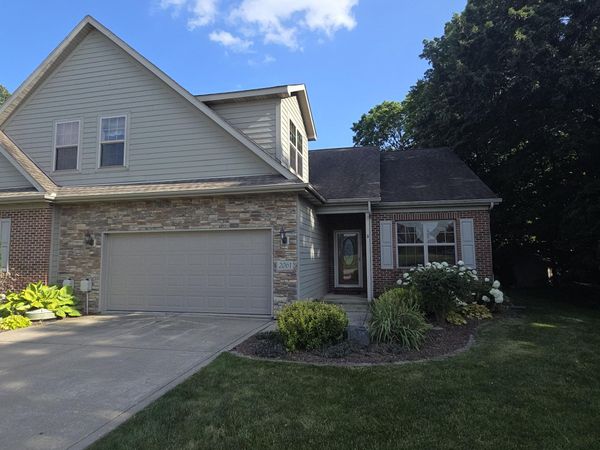 2061 Vale Park Road , Valparaiso, IN 46385