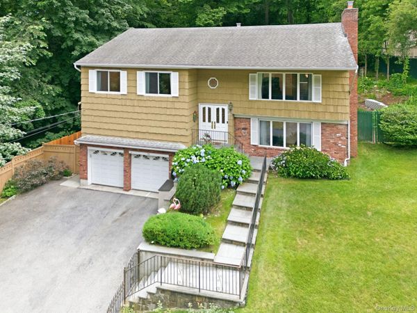 80 Hickory Hill Drive , Dobbs Ferry, NY 10522