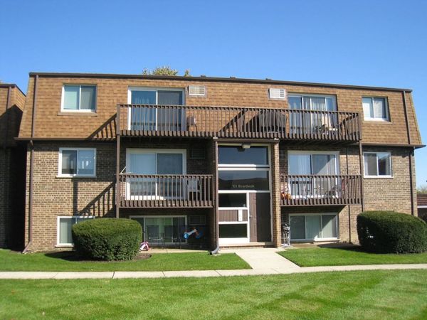 101 Boardwalk Street, Unit 2W, Elk Grove Village, IL 60007