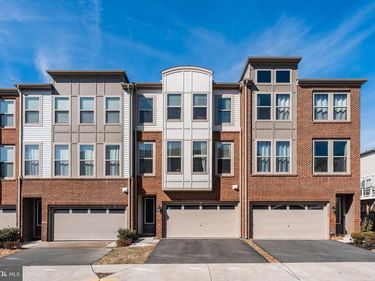 42506 DOGWOOD GLEN SQUARE, STERLING, VA 20166