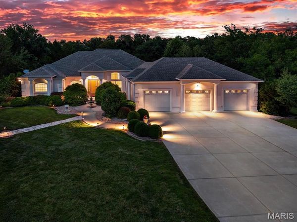 31 Raven Court, Wentzville, MO 63385