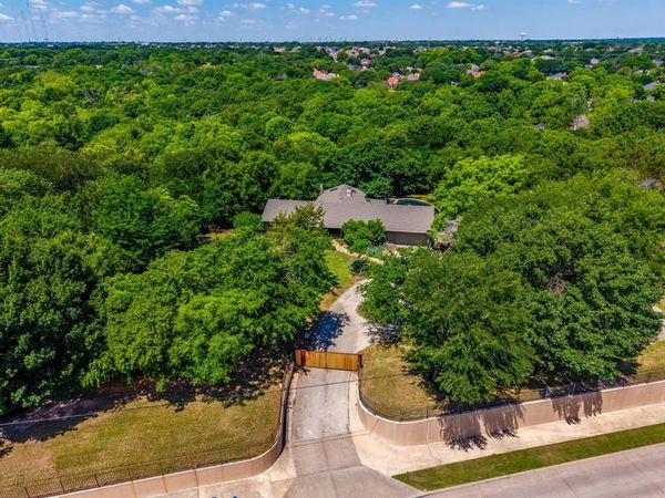1107 N Cockrell Hill Road , DeSoto, TX 75115