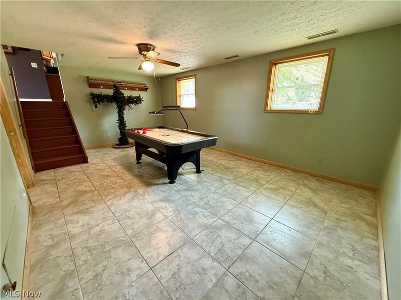 831 N Crestline Street, Crestline, OH 44827 Photo 16