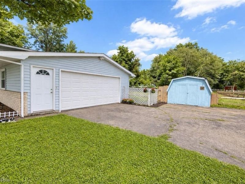 831 N Crestline Street, Crestline, OH 44827 Photo 5