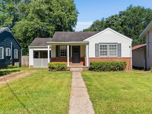 201 S 12th Ave., Hattiesburg, MS 39401