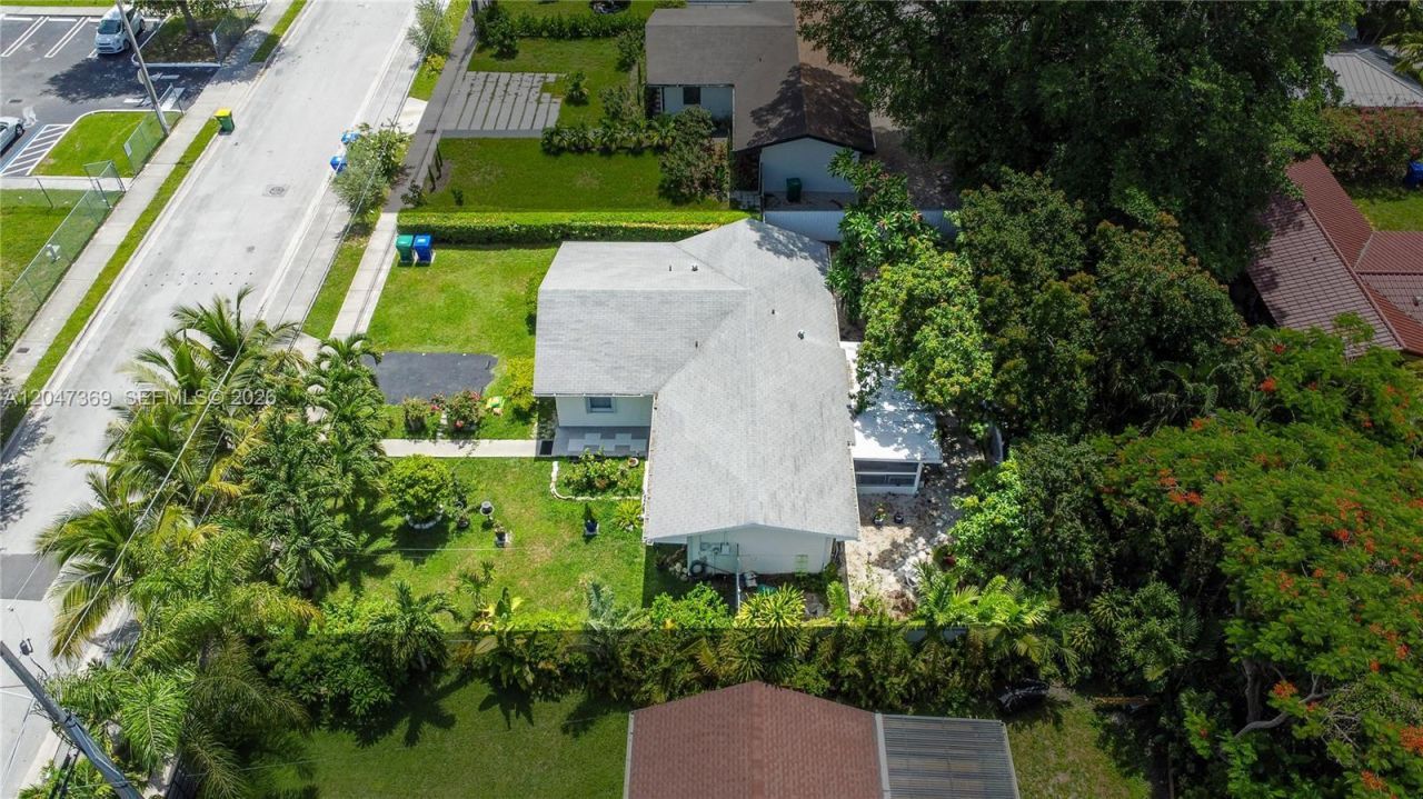 3750 Percival Ave , Miami, FL 33133 Photo