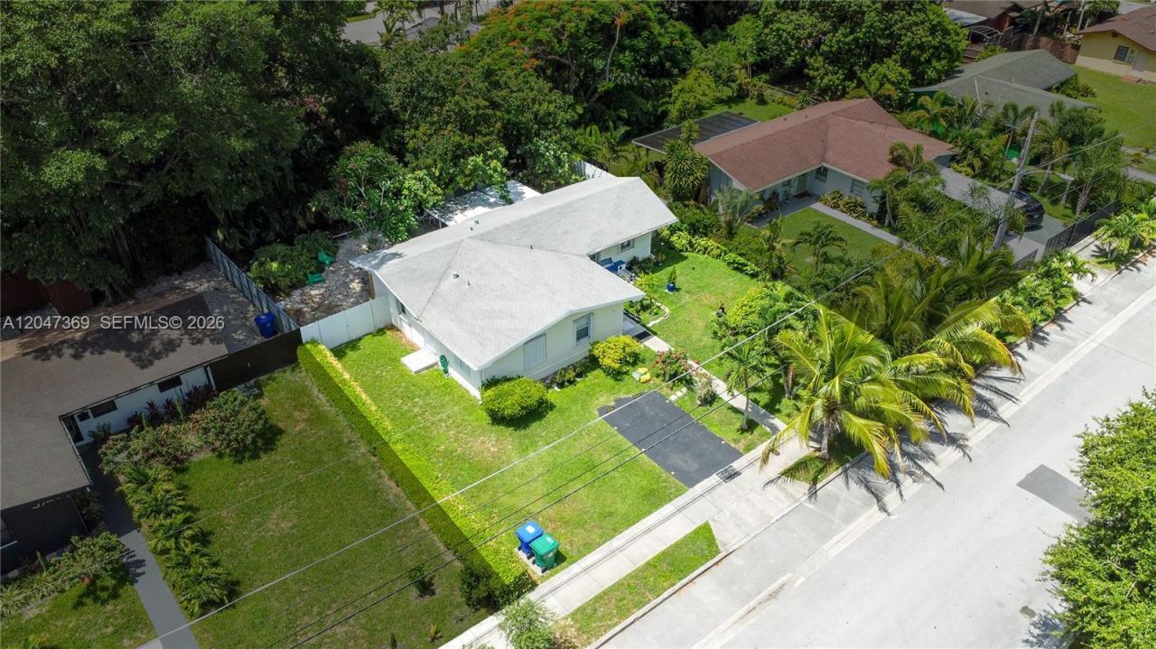 3750 Percival Ave , Miami, FL 33133 Photo