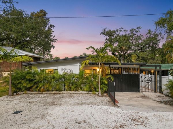 308 E HOLLYWOOD STREET , TAMPA, FL 33604
