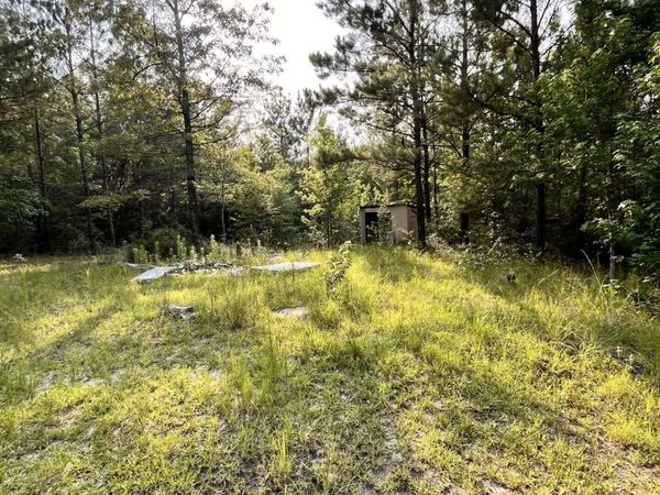27 Roy Road, Lumberton, MS 39455