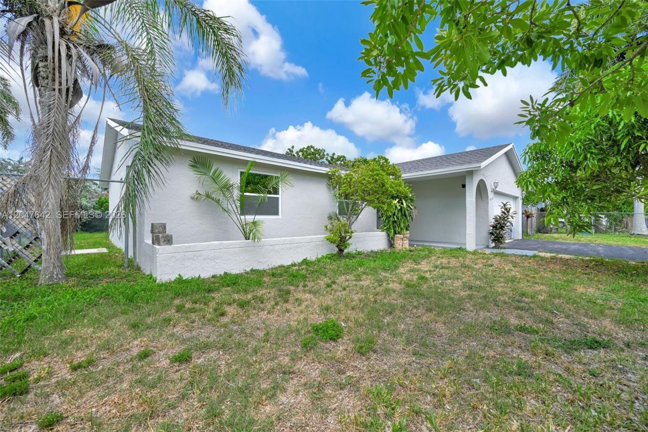 13224 SW 255th Ter , Homestead, FL 33032 Photo