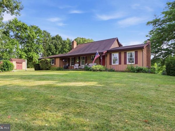 6163 STELTZ ROAD, GLEN ROCK, PA 17327